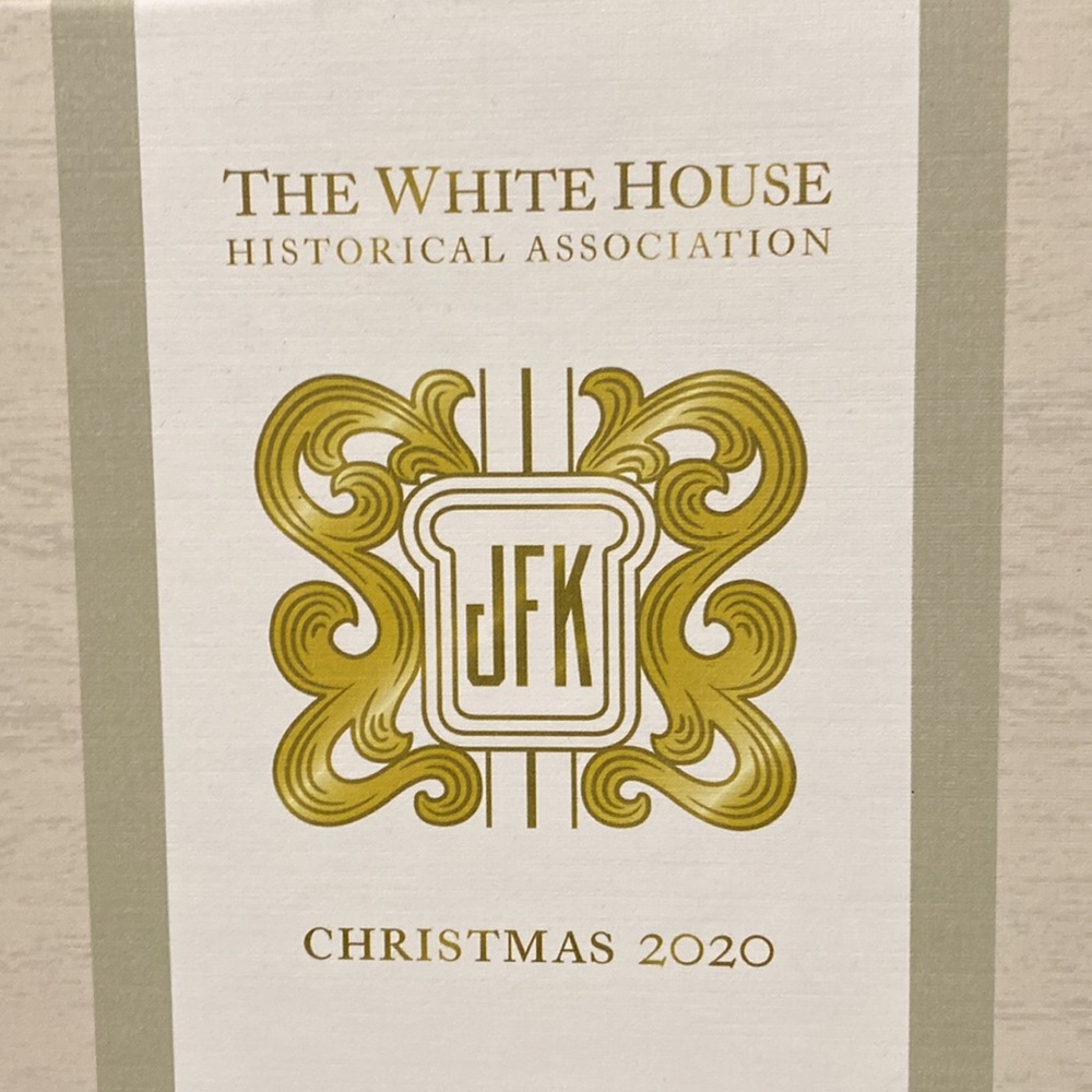 2020 White House Kennedy Christmas Ornament - Picture 4 of 7
